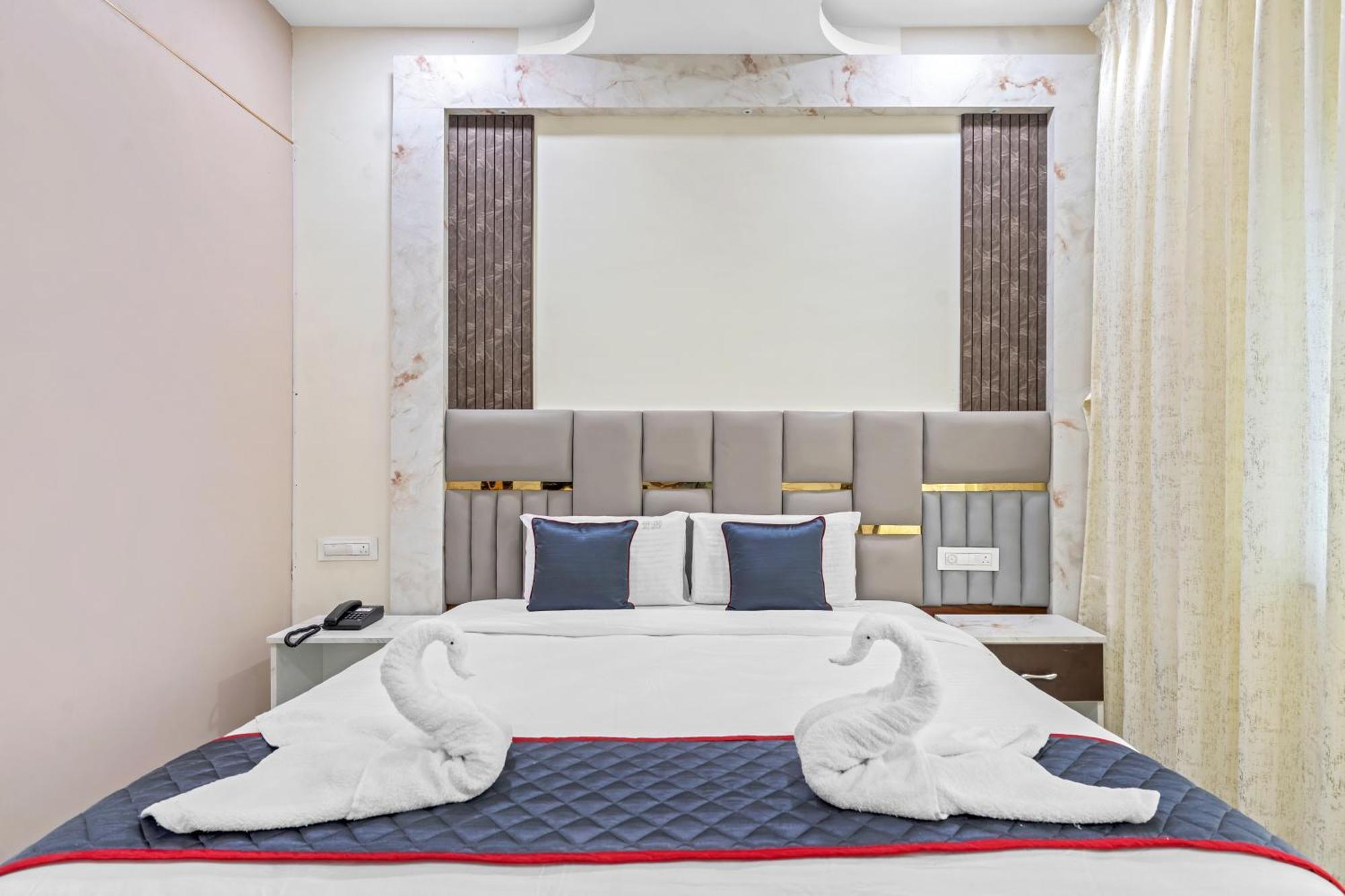 Hotel Sky Land Khammam Kültér fotó