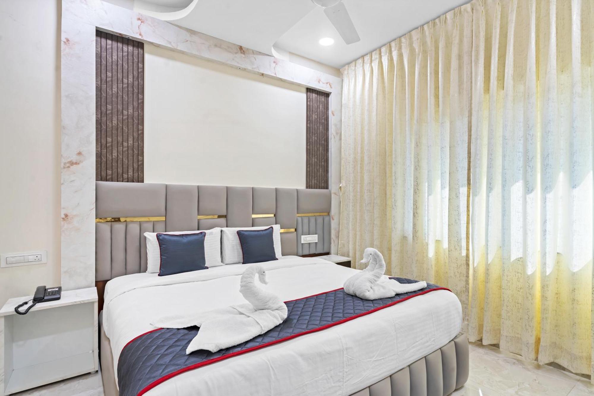 Hotel Sky Land Khammam Kültér fotó